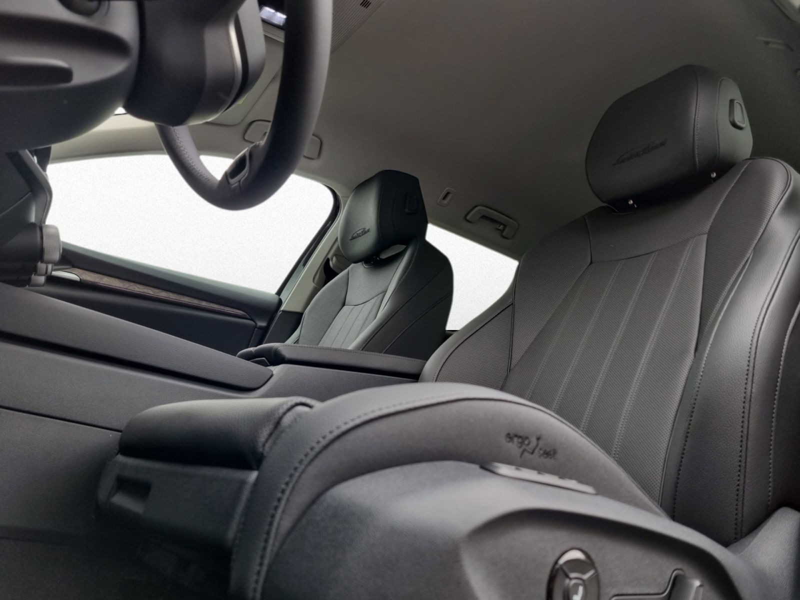 Skoda Superb Combi L&K 1,5 TSI iV DSG ACC AHK DCC LED
