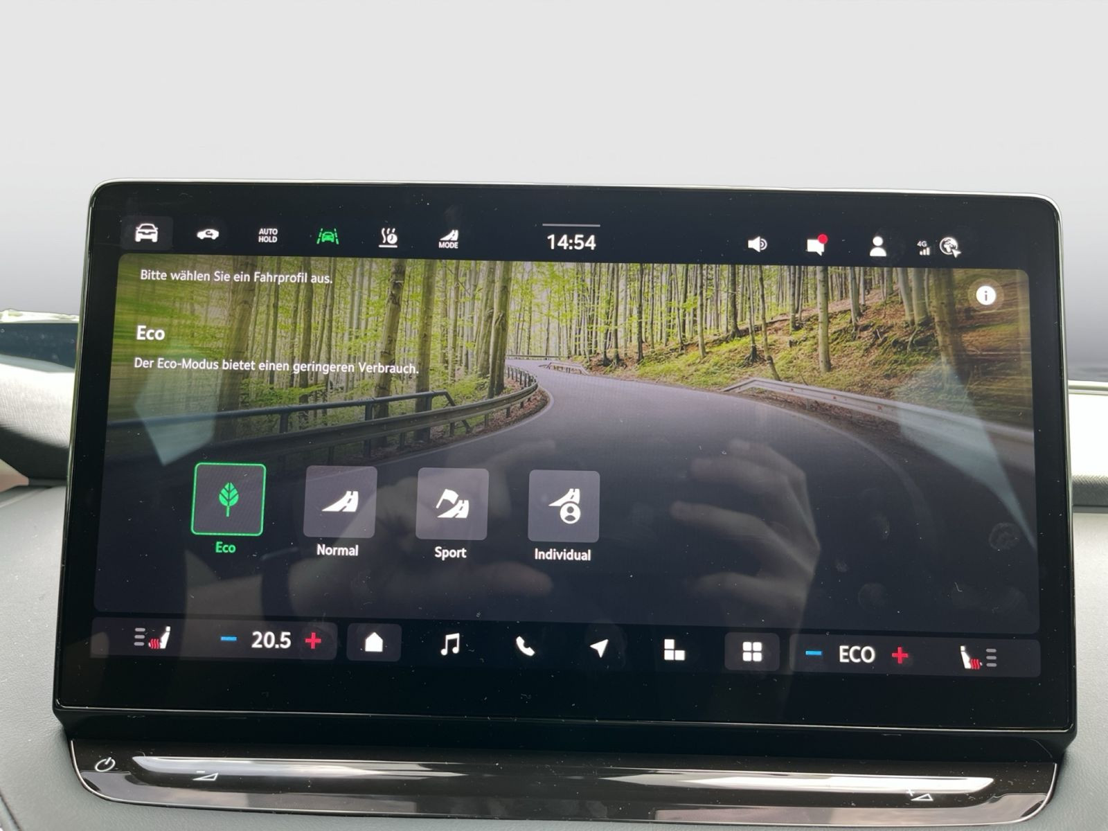 Skoda Elroq 85 Sportline ACC AHK LED Area View