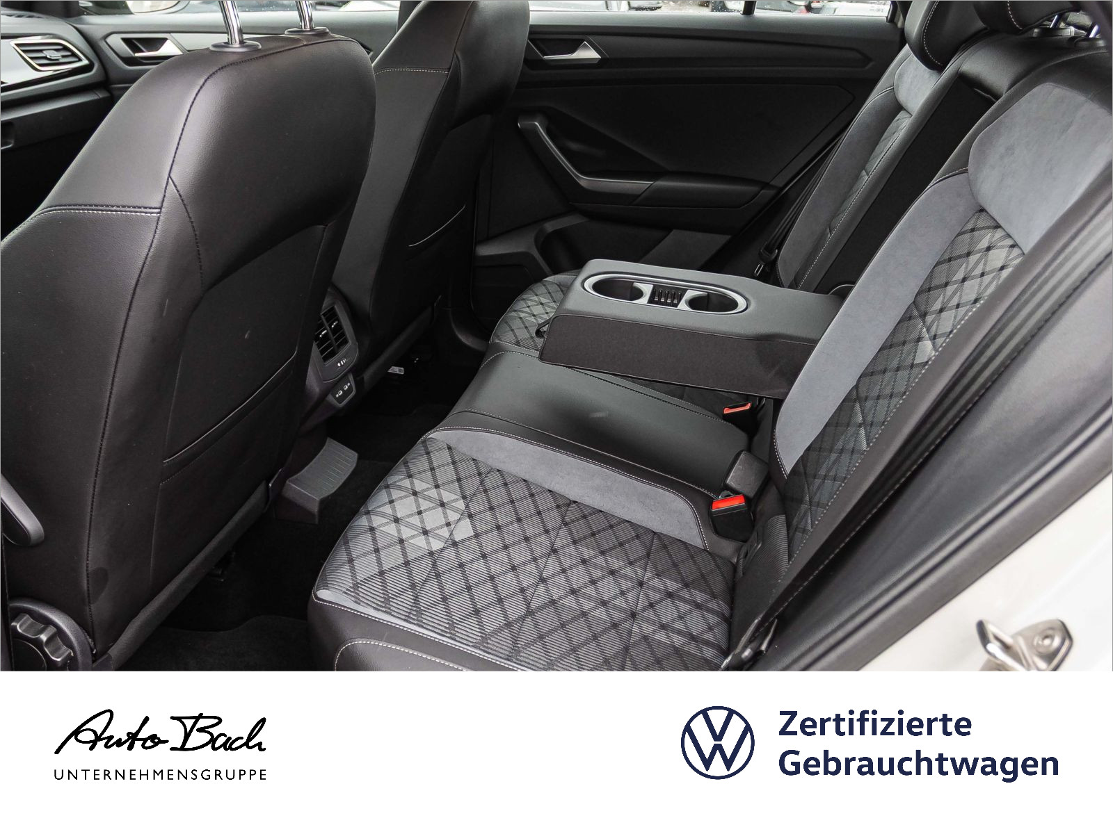 Volkswagen T-Roc R-Line 1.5TSI DSG LED ACC CarPlay EPH DAB