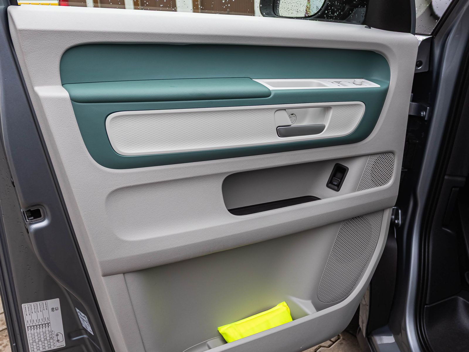 Volkswagen ID.Buzz Pro Navi LED Standklima CarPlay ACC AHK