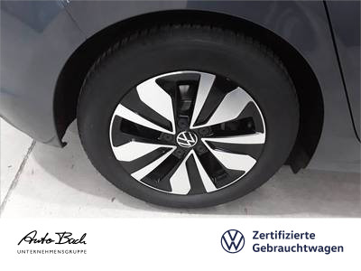 Volkswagen Golf Goal 1.5 eTSI DSG Navi LED CarPlay ACC AHK