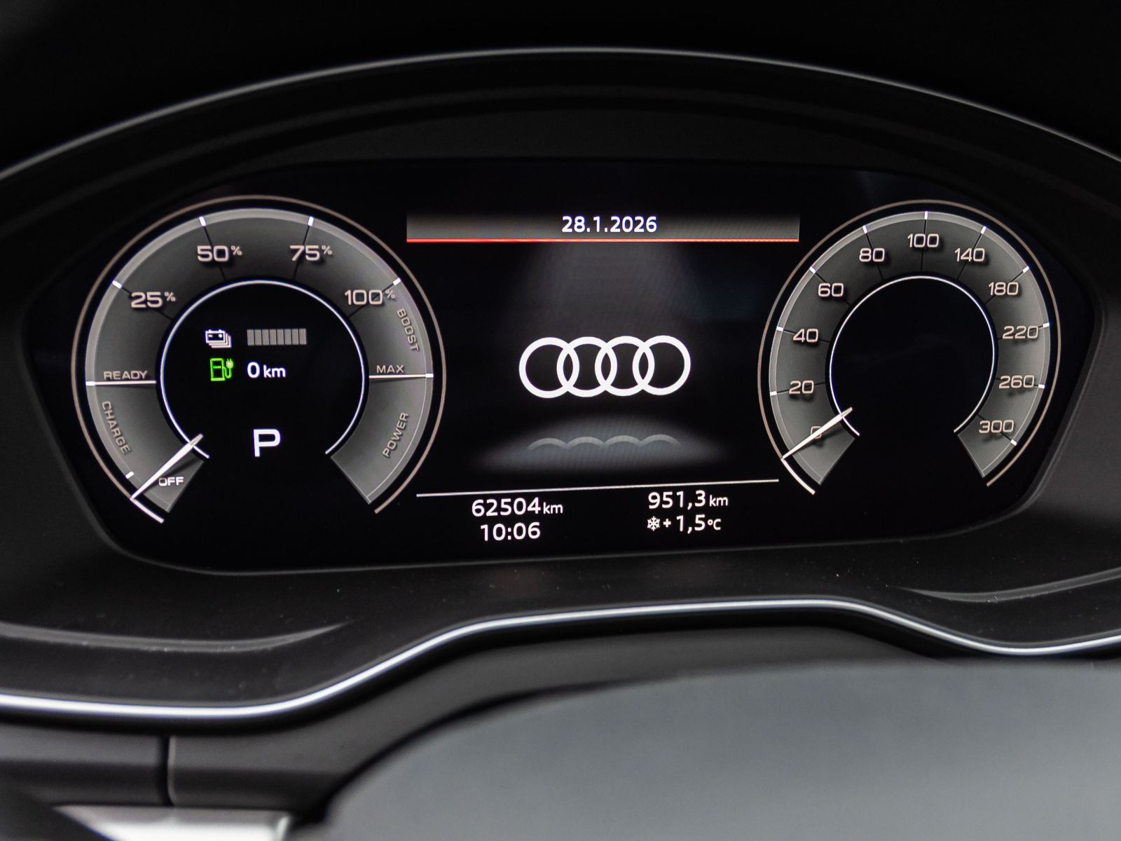 Audi Q5 50TFSI e advanced qu Navi LED Standklima ACC