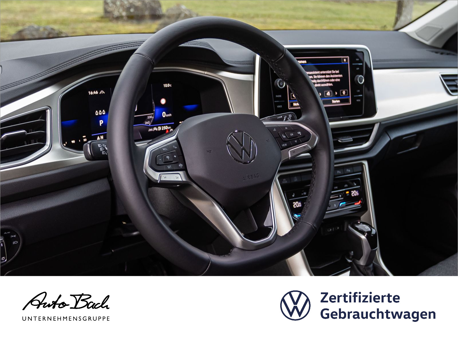 Volkswagen T-Roc Move 1.5TSI DSG Navi LED Standhzg ACC EPH