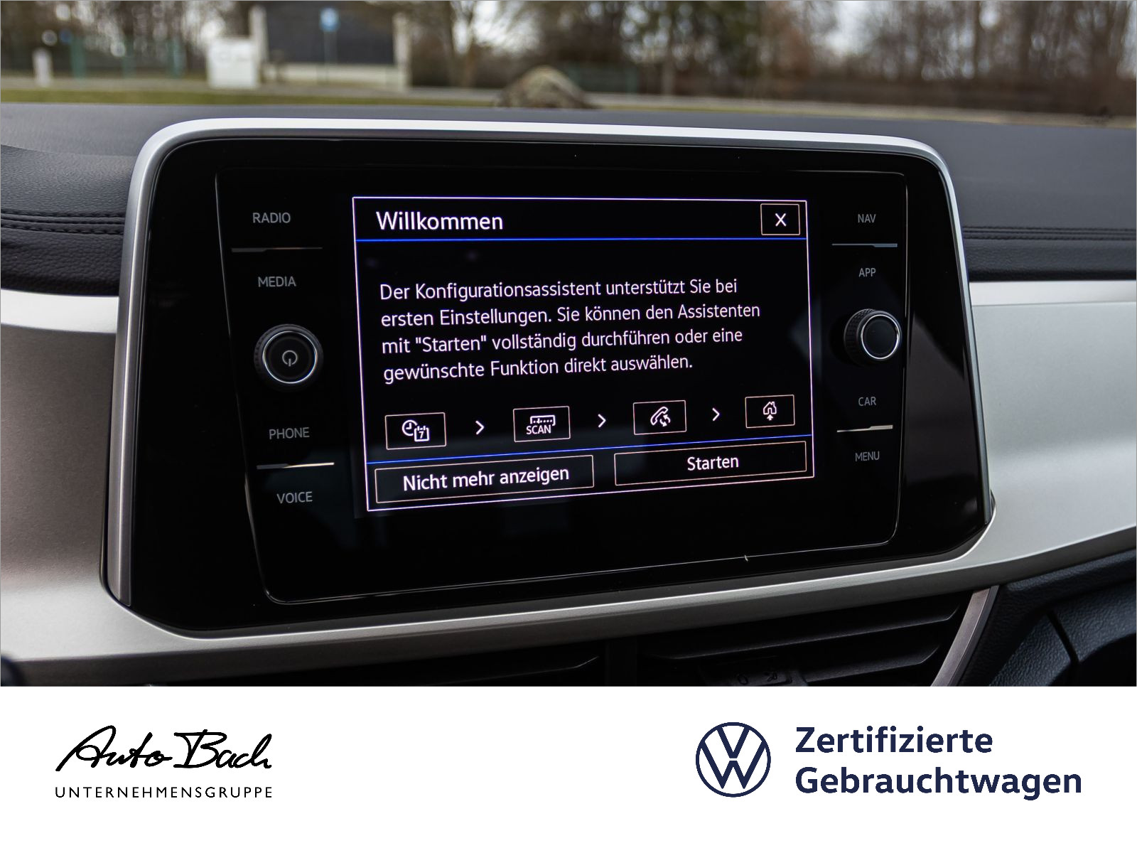 Volkswagen T-Roc Move 1.5TSI DSG Navi LED Standhzg ACC EPH