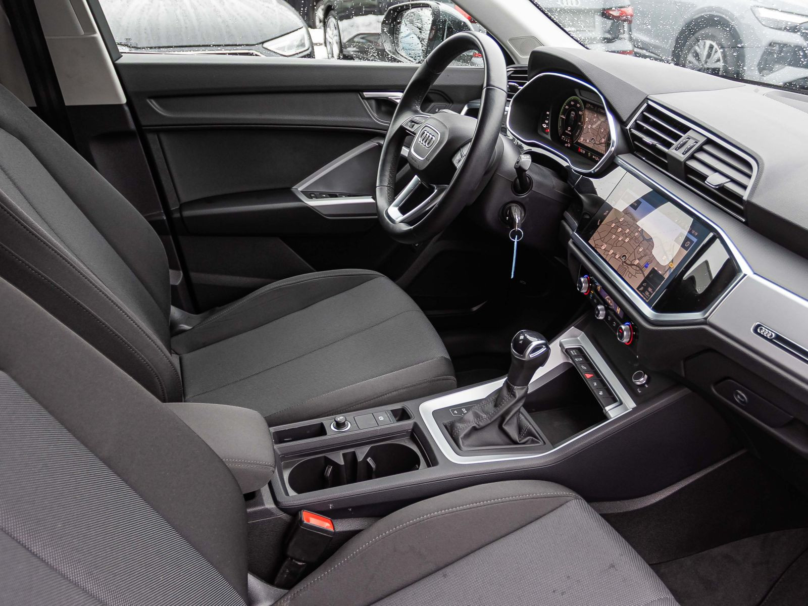 Audi Q3 Sportback S line 45TFSI e Stronic Navi LED ACC