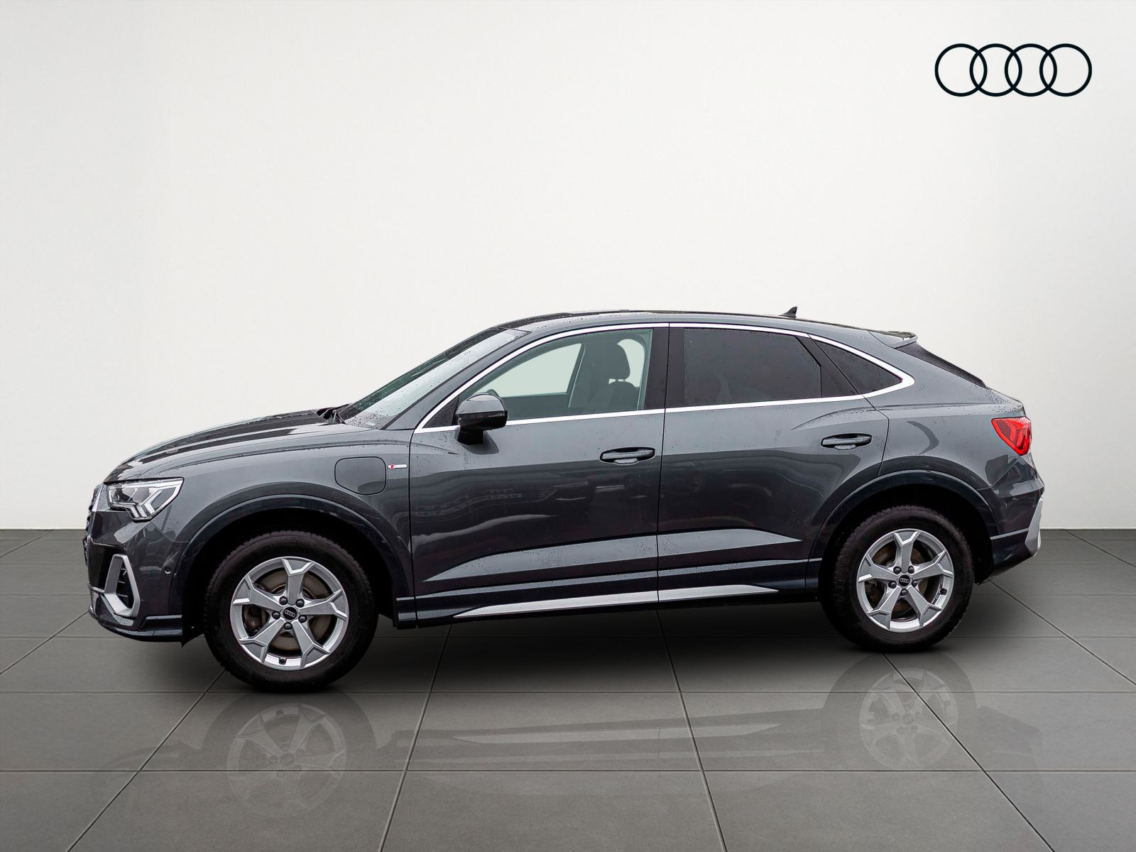 Audi Q3 Sportback S line 45TFSI e Stronic Navi LED ACC