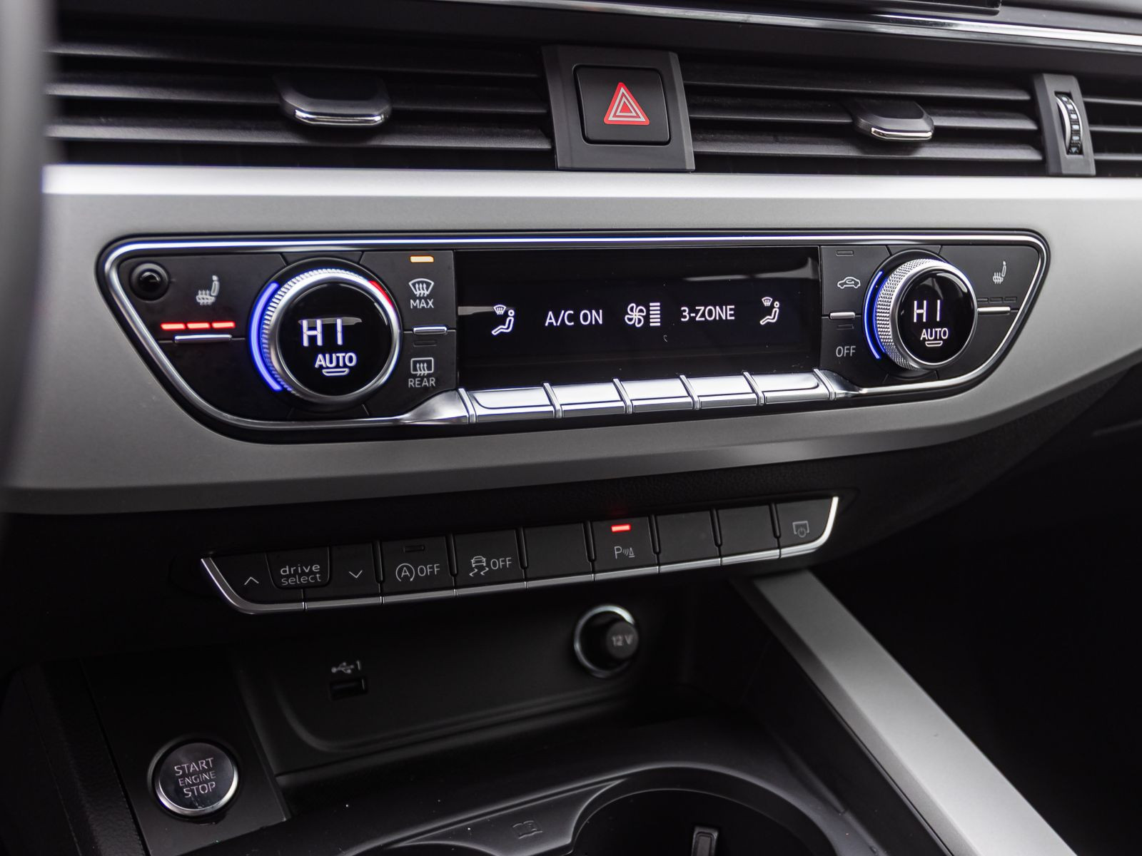 Audi A4 Avant Advanced 40TDI Stronic Navi LED ACC AHK