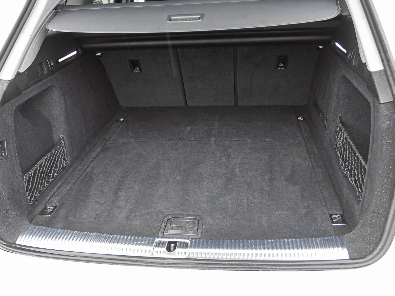 Audi A4 Avant Advanced 40TDI Stronic Navi LED ACC AHK