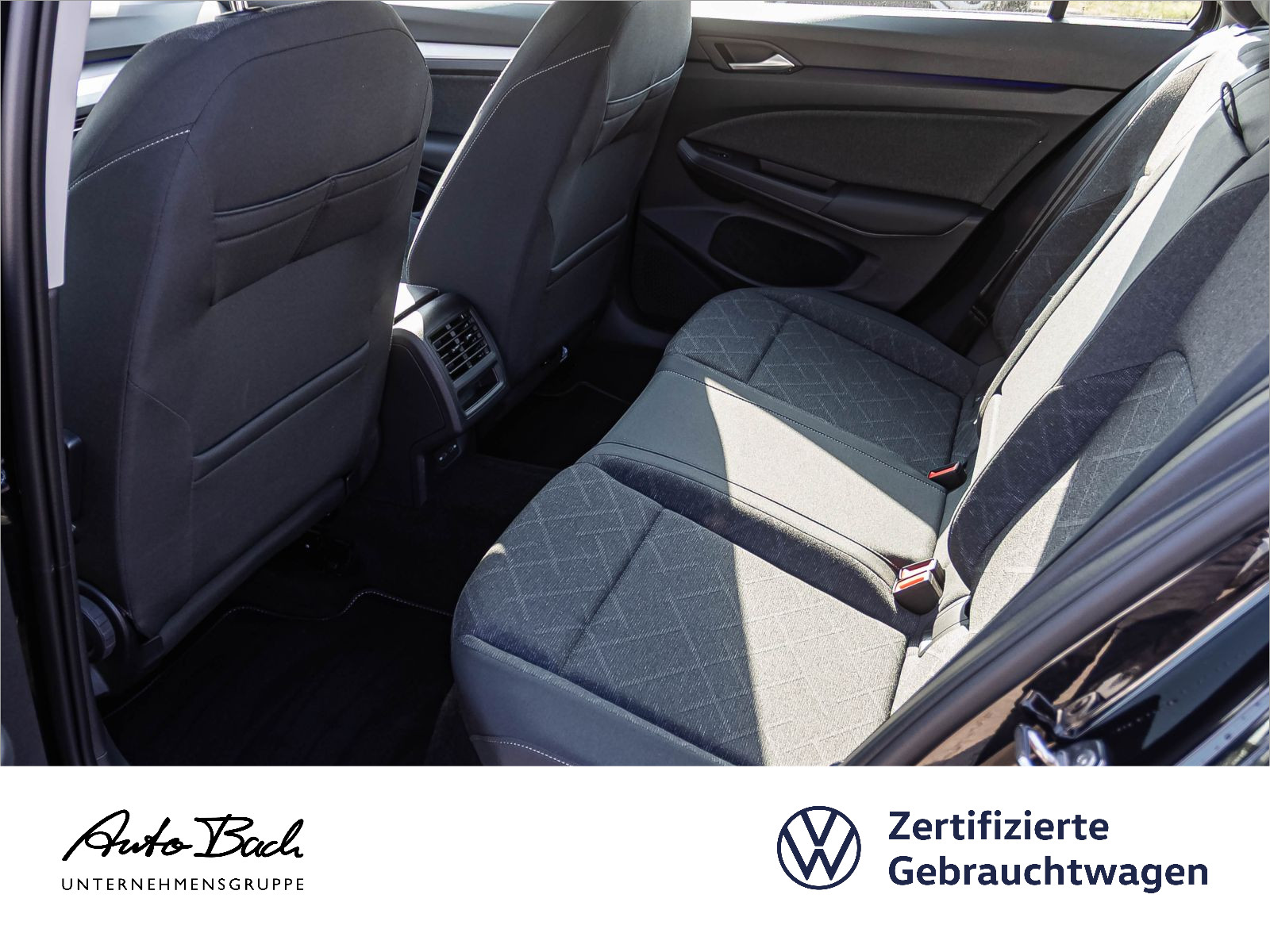 Volkswagen Golf Variant 1.5 eTSI DSG Life, Navi, LED-Plus, App-Connect, Digital Cockpit Pro