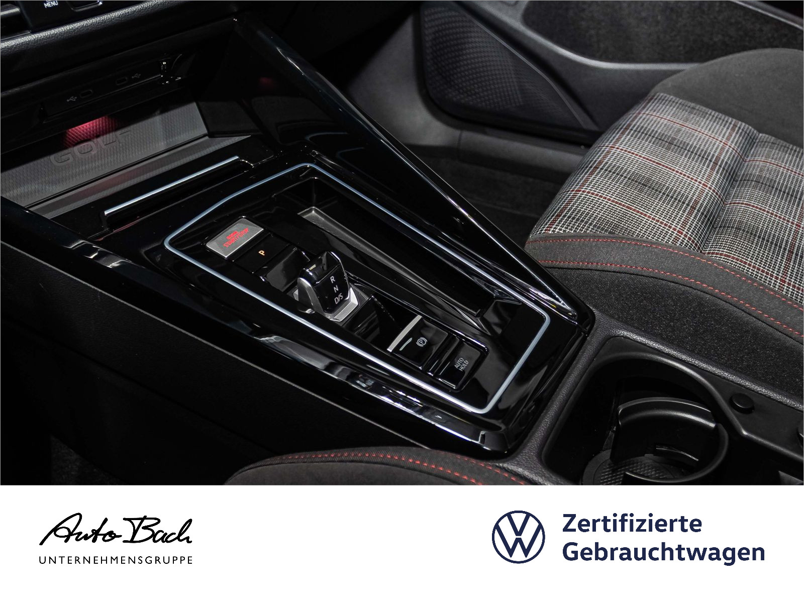 Volkswagen Golf VIII GTI 2.0 TSI DSG, Panoramadach, Soundsystem, LED-Matrix, Navi