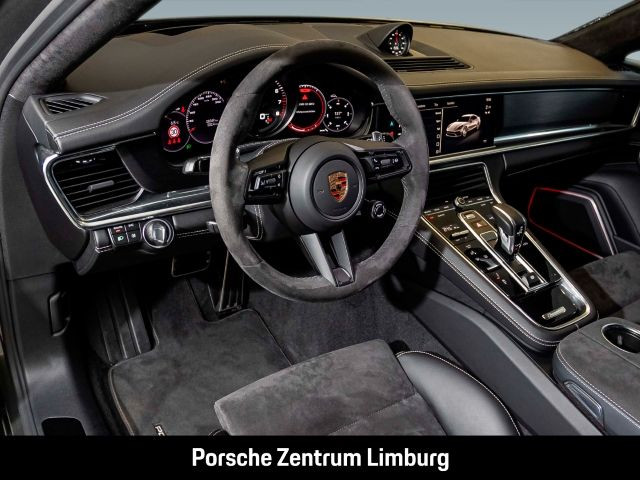Porsche Panamera GTS HA-Lenkung InnoDrive Head-Up BOSE