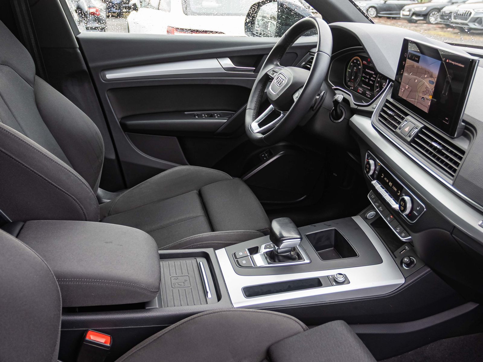 Audi Q5 advanced 50TFSI e qu Navi LED Standklima ACC AHK