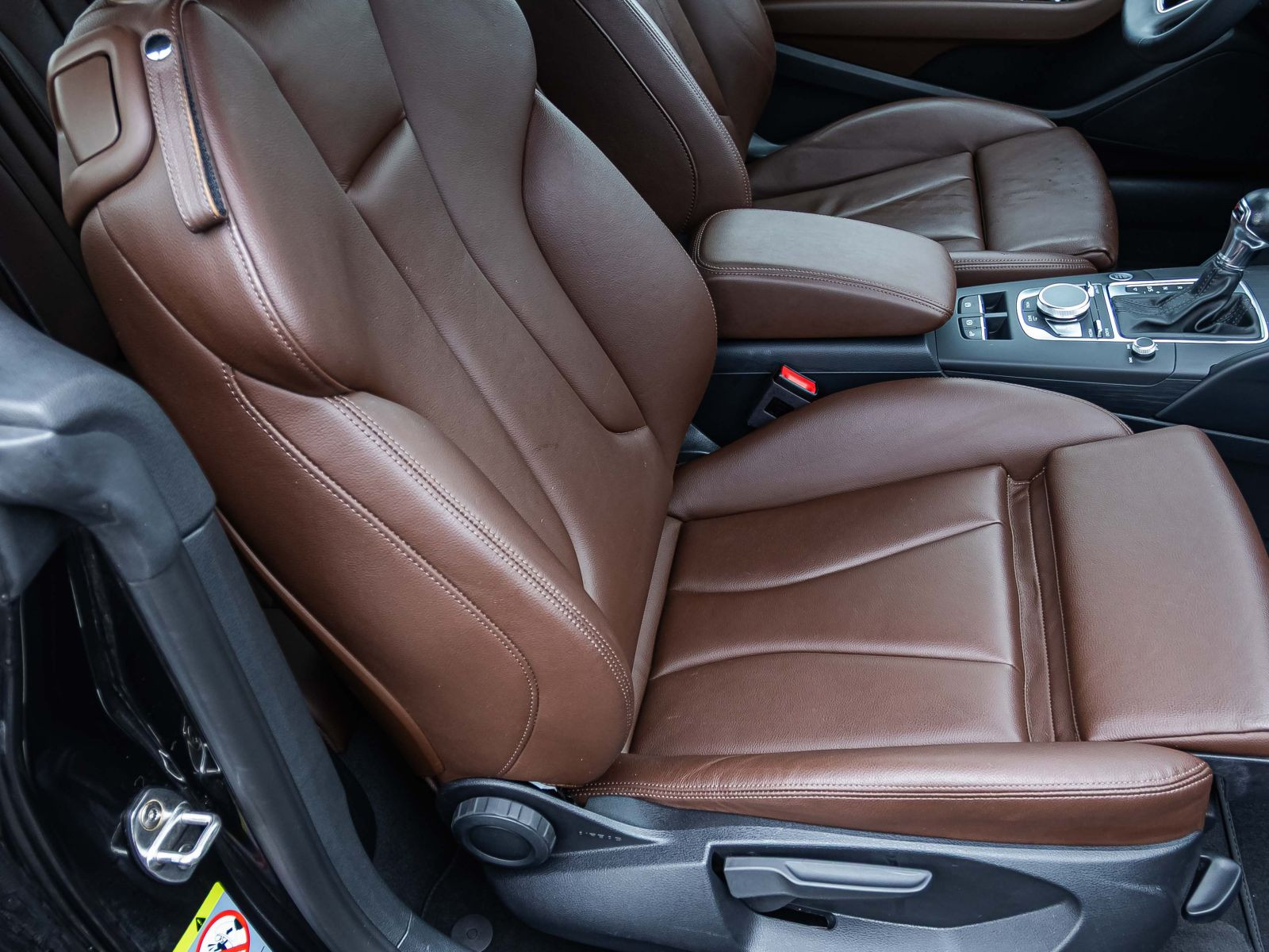 Audi A3 Cabriolet S line 35TFSI Stronic Navi LED ACC