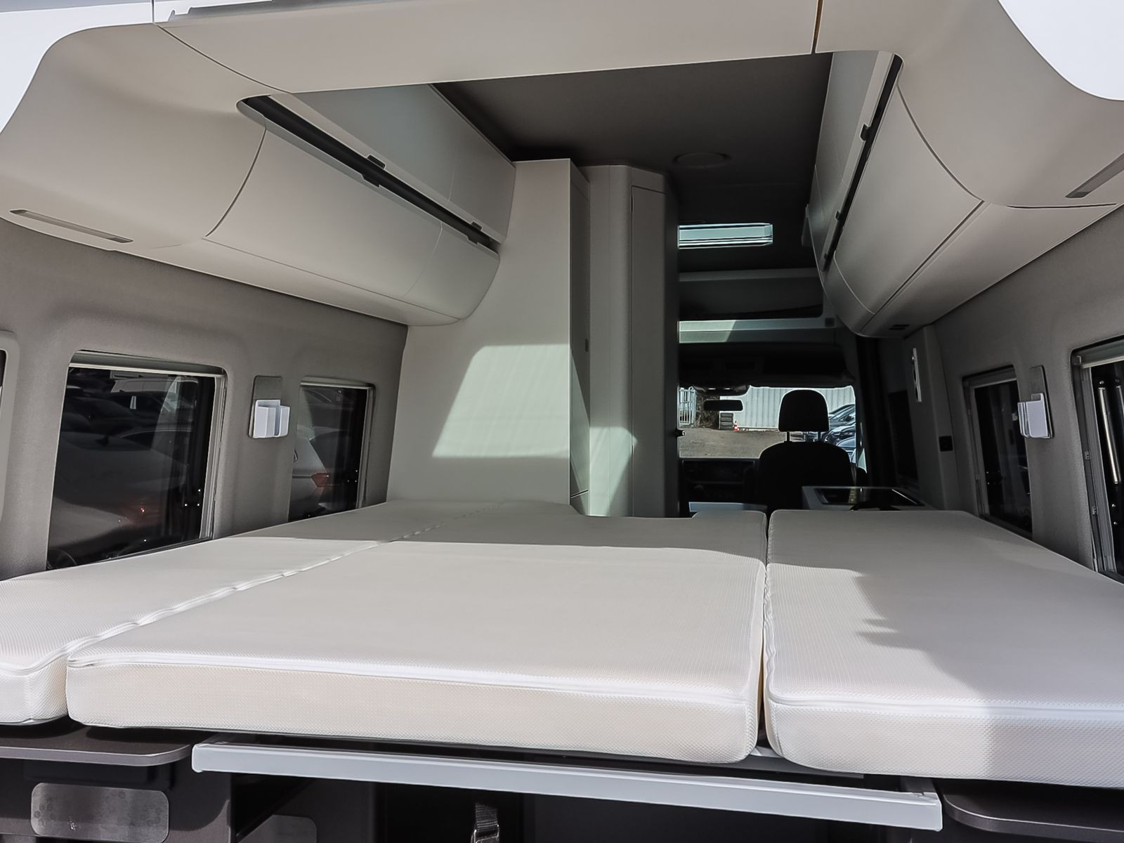Volkswagen Grand California 680 2.0TDI Automatik Navi LED Solaranlage