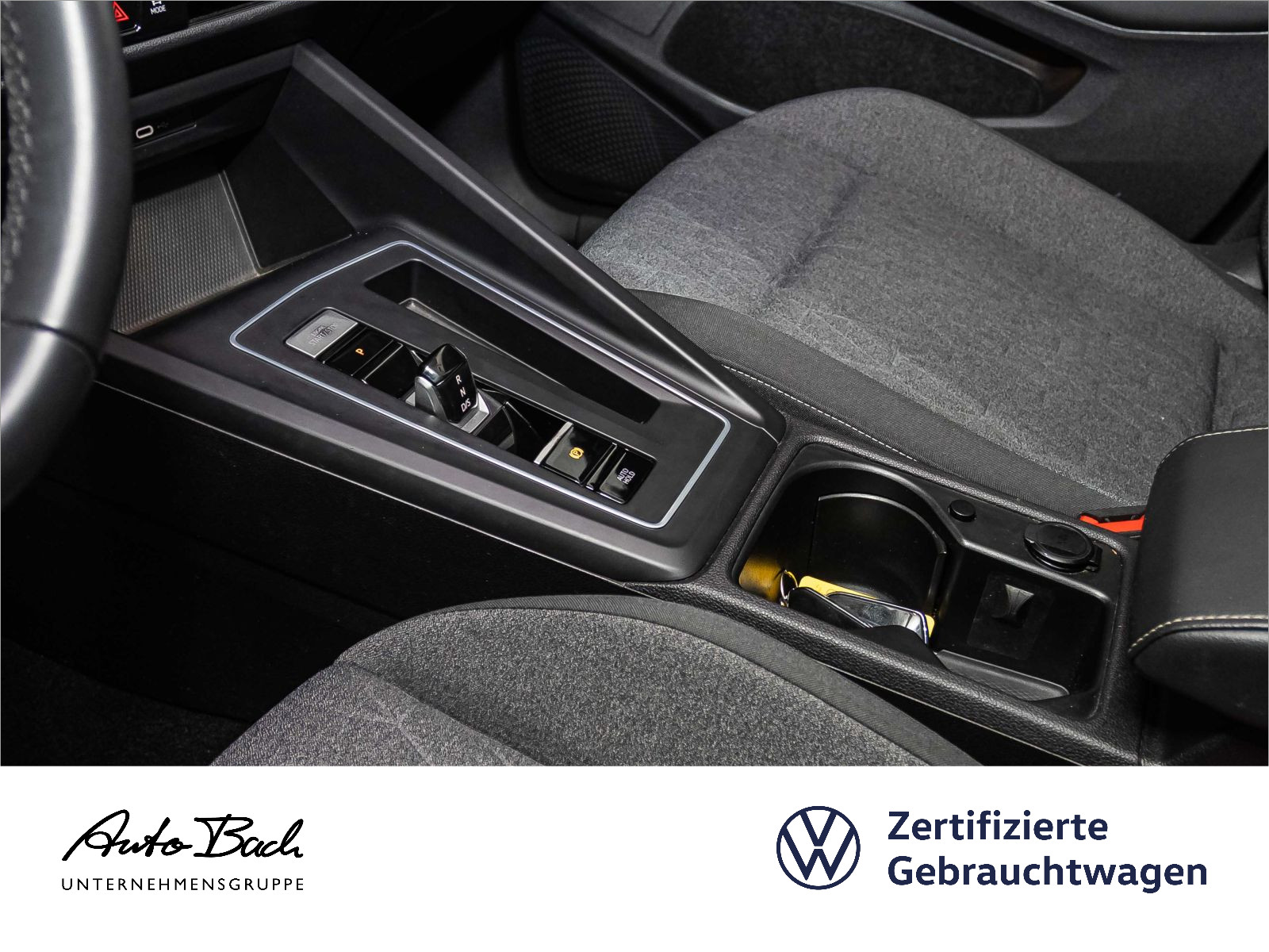 Volkswagen Golf VIII 2.0 TDI DSG Move, Navi, LED, App-Connect, Digital Cockpit Pro