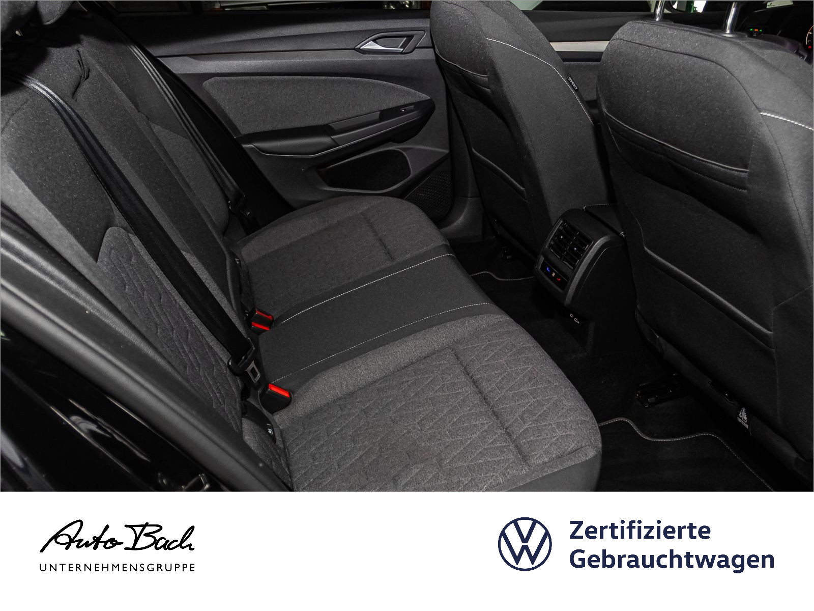 Volkswagen Golf VIII 2.0 TDI DSG Move, Navi, LED, App-Connect, Digital Cockpit Pro