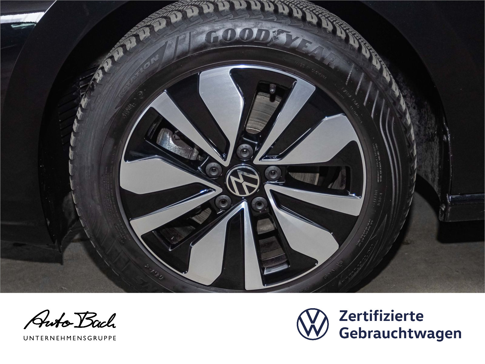 Volkswagen Golf VIII 2.0 TDI DSG Move, Navi, LED, App-Connect, Digital Cockpit Pro