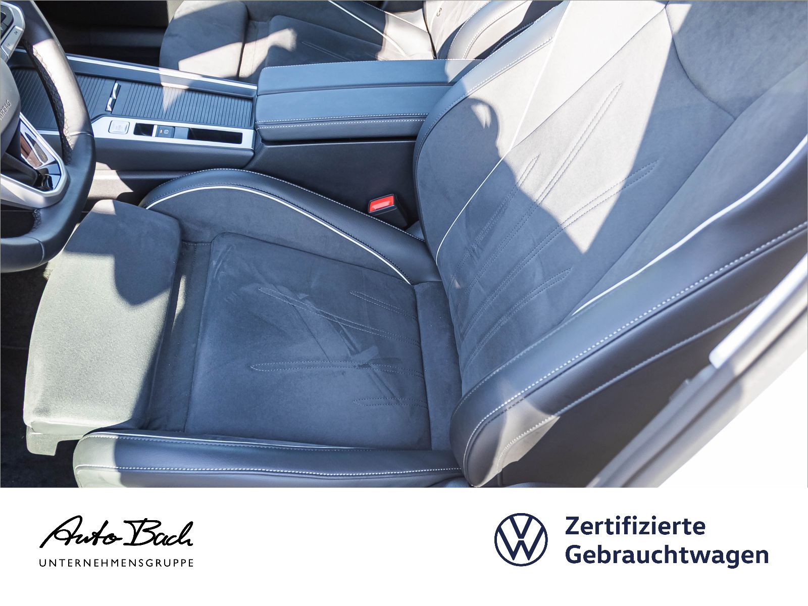 Volkswagen Passat Variant 1.5 eTSI DSG Business, Navi, LED, Area View, Massagefunktion, App-Connect