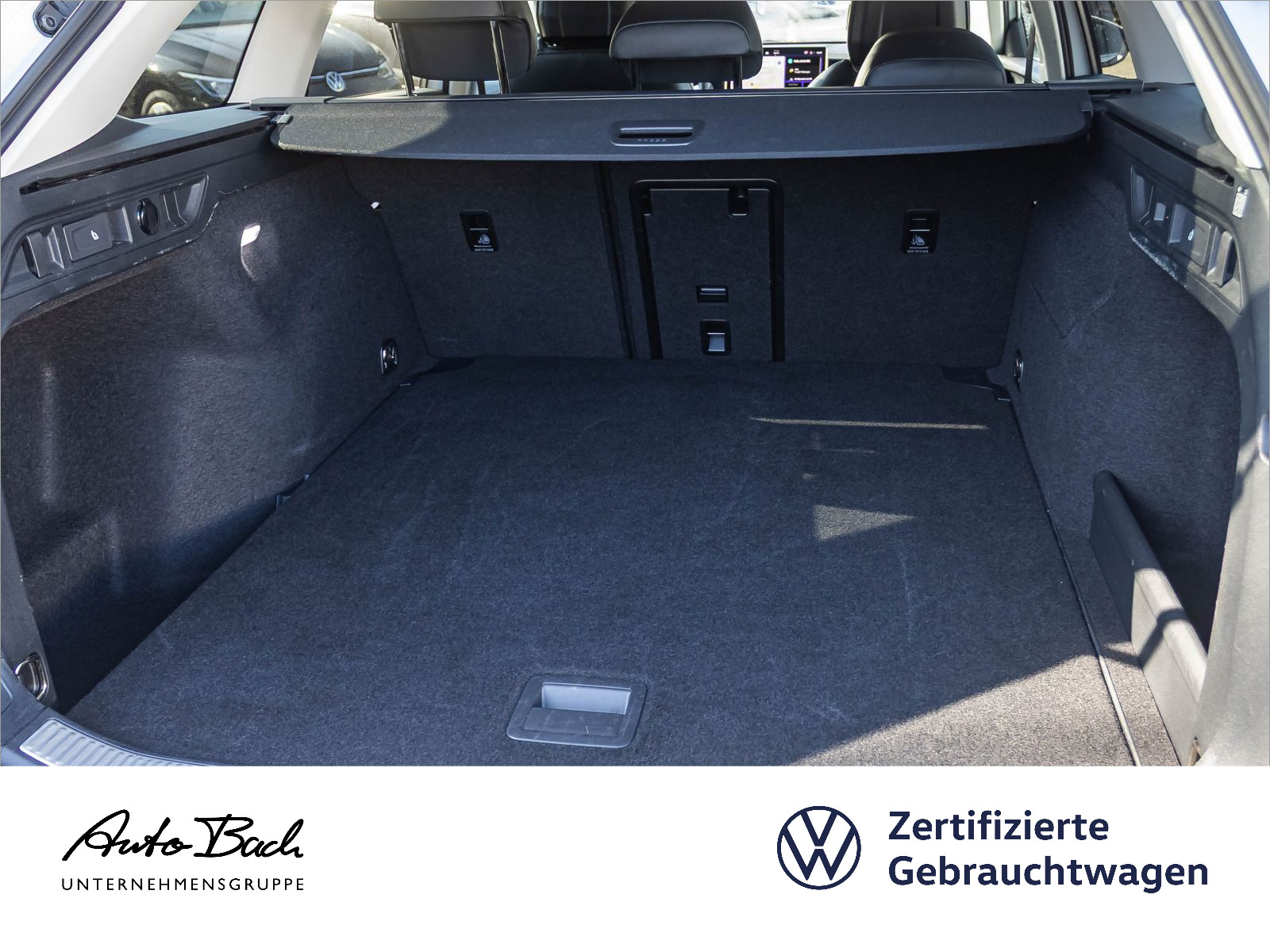 Volkswagen Passat Variant 1.5 eTSI DSG Business, Navi, LED, Area View, Massagefunktion, App-Connect