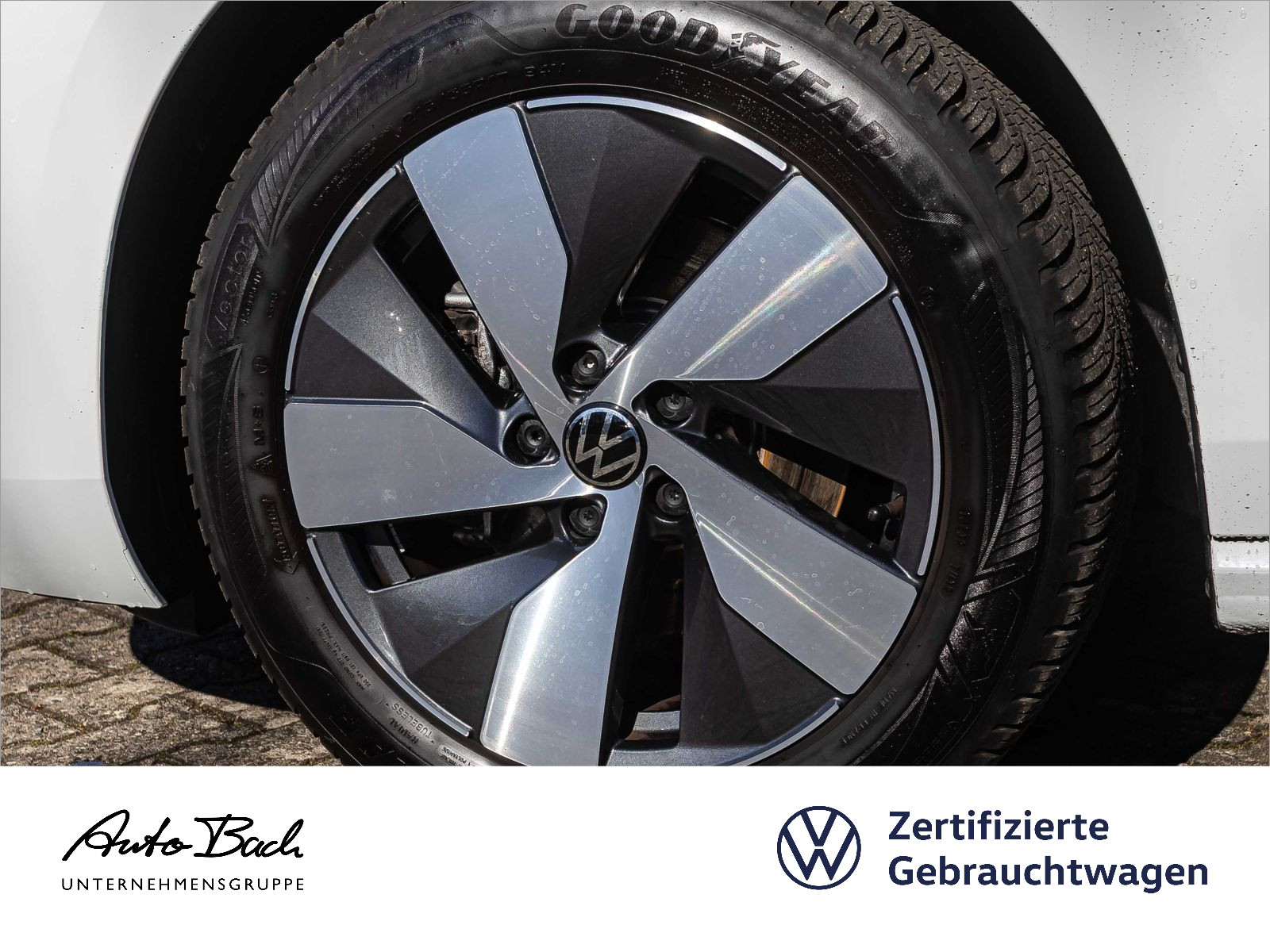 Volkswagen Passat Variant 1.5 eTSI DSG Business, Navi, LED, Area View, Massagefunktion, App-Connect