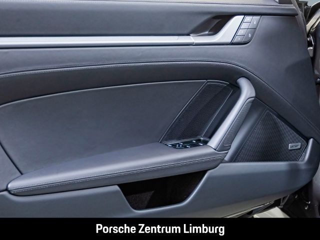 Porsche 992 911 Targa 4S InnoDrive LED-Matrix Sportabgas