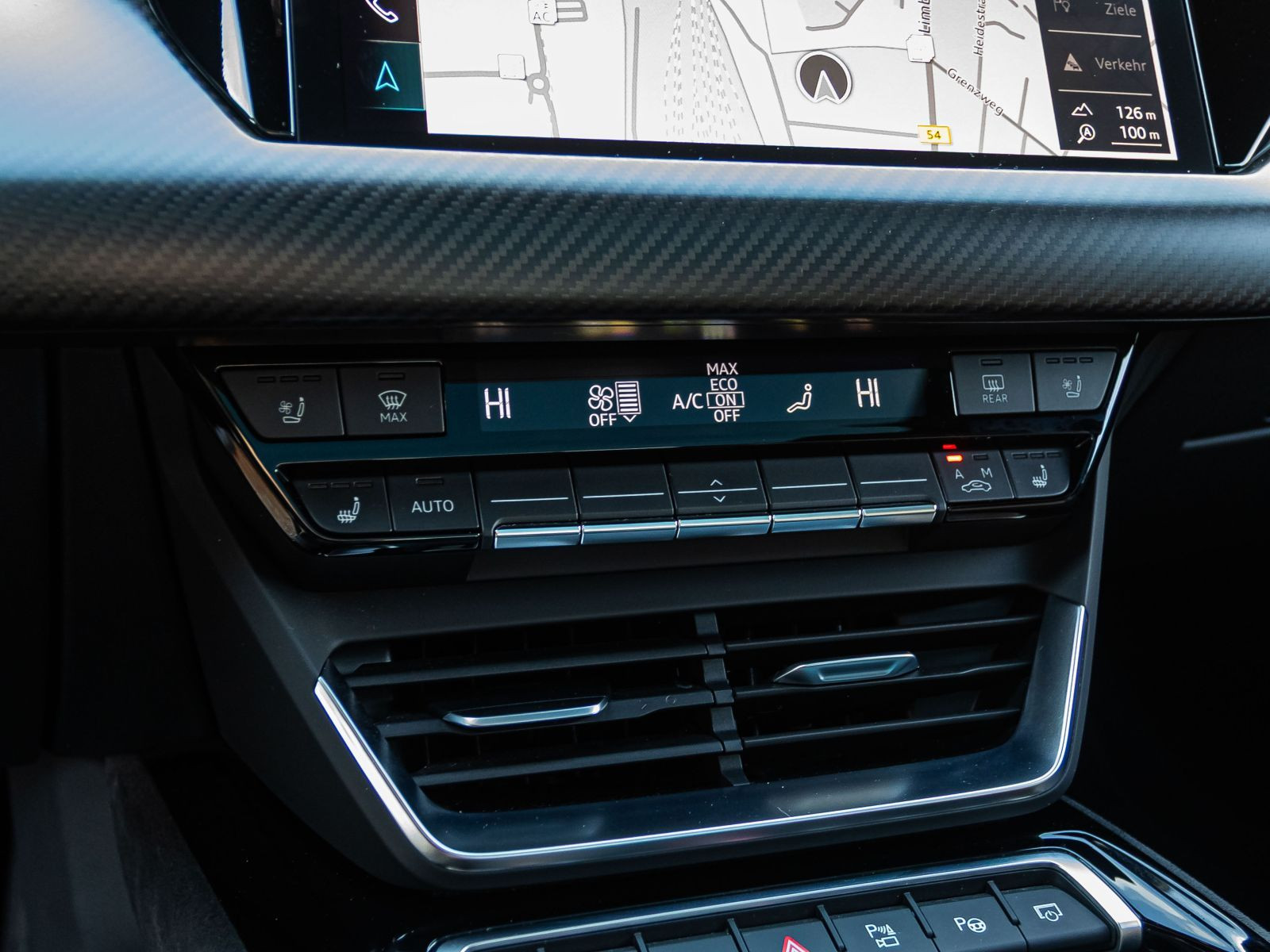 Audi RS e-tron GT HuD Standklima Luftfederung Panorama DCC