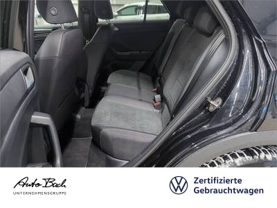 Volkswagen T-Roc 1.5 TSI DSG R-Line, AHK, Navi, LED-Plus, Rückfahrkamera, App-Connect