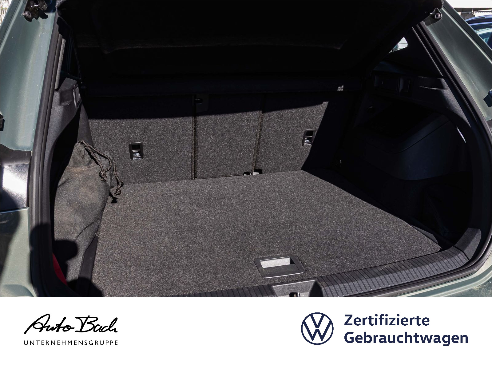 Volkswagen Tiguan 2.0 TDI DSG R-Line, Panoramadach, HD-Matrix-LED, Navi, Head-up-Display, Area View