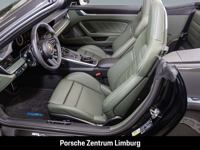 Porsche 992 911 Carrera 4 GTS Cabrio Burmester InnoDrive