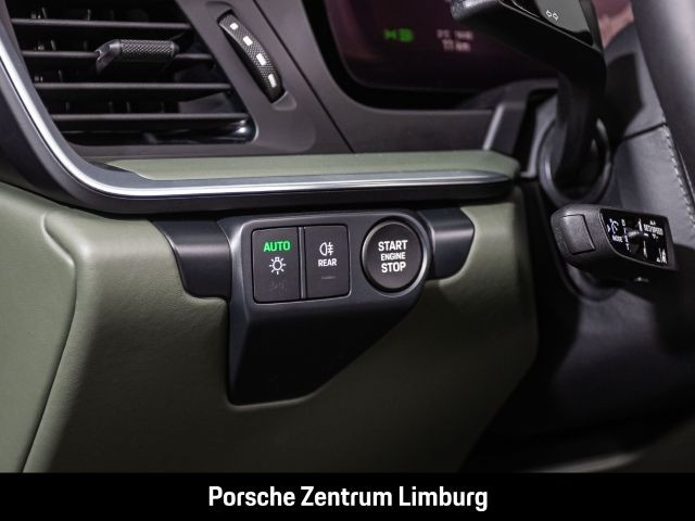 Porsche 992 911 Carrera 4 GTS Cabrio Burmester InnoDrive