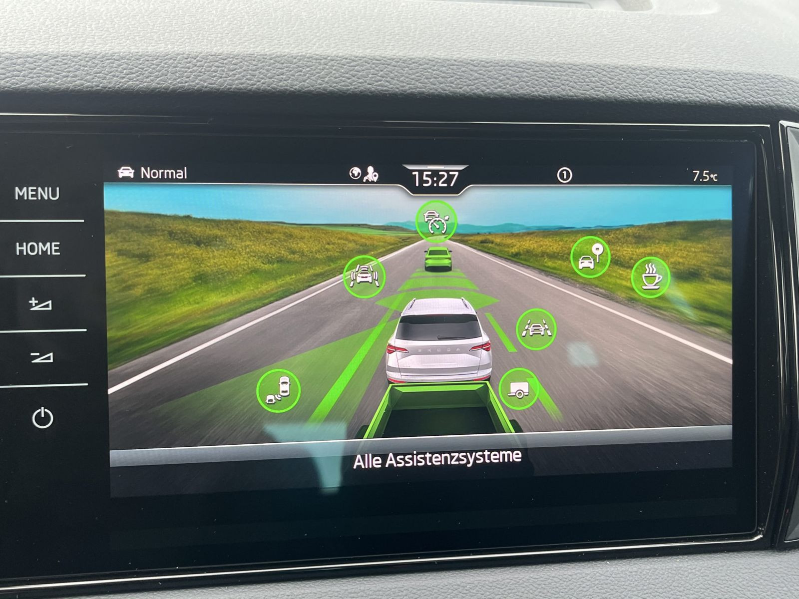 Skoda Karoq Sportline 2.0TDI DSG Navi LED ACC AHK EPH