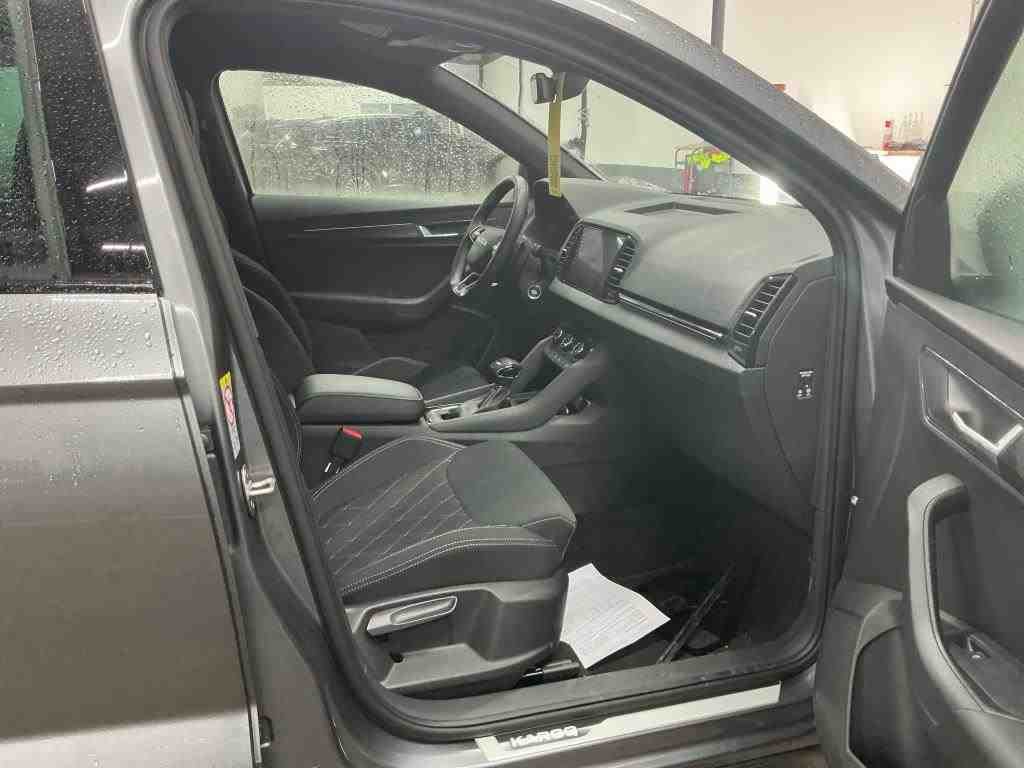 Skoda Karoq Sportline 2.0TDI DSG Navi LED ACC AHK EPH