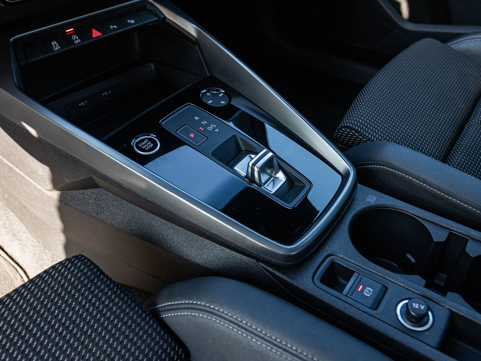 Audi A3 Limousine S line 30TDI Stronic Navi LED Panorama ACC