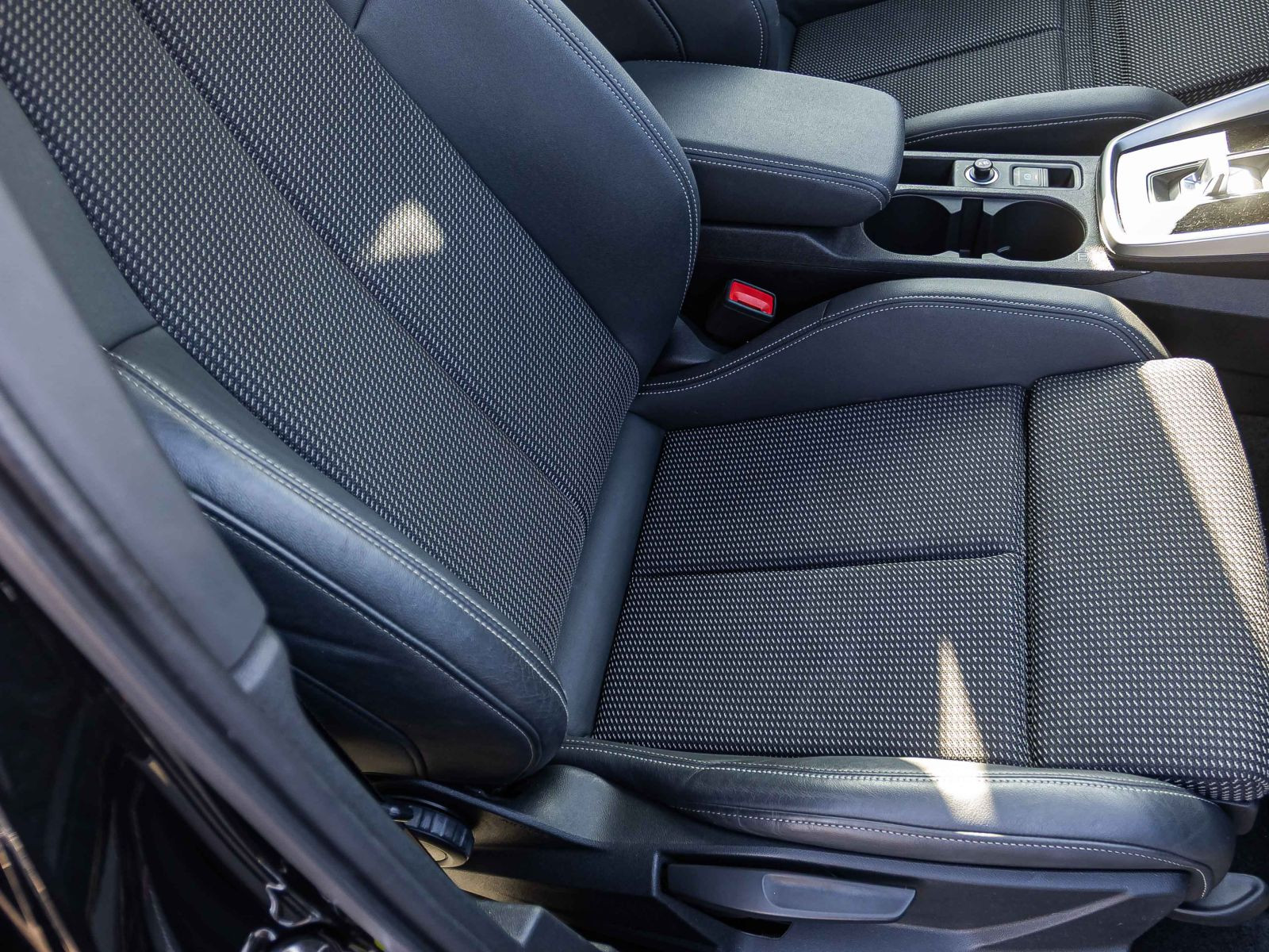 Audi A3 Limousine S line 30TDI Stronic Navi LED Panorama ACC