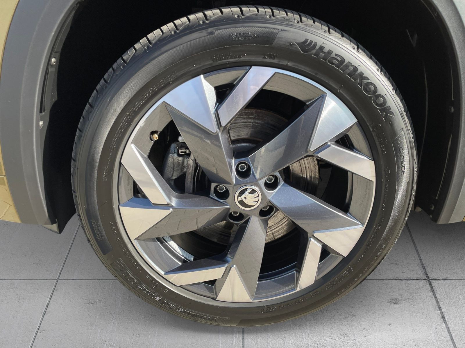 Skoda Kodiaq Sportline 2.0 TDI 142kW DSG 4x4 AHK ACC LED