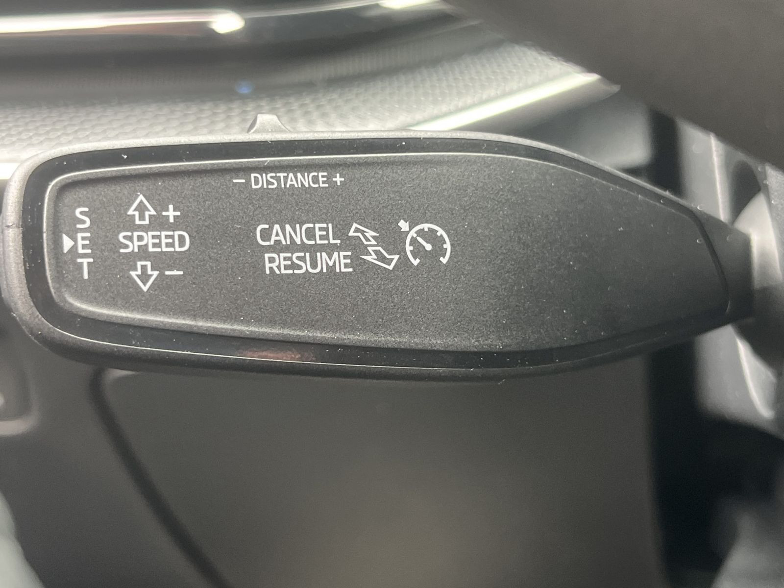 Skoda Superb Combi Selection 2,0 TDI DSG ACC LED Navi