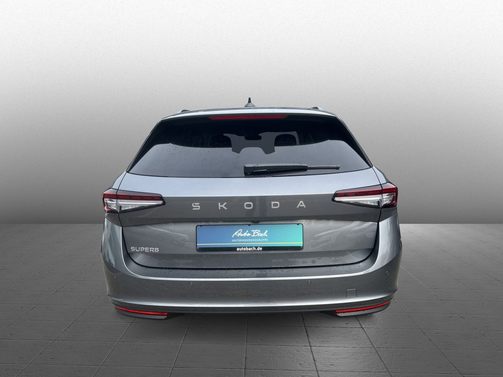 Skoda Superb Combi Selection 2,0 TDI DSG ACC LED Navi