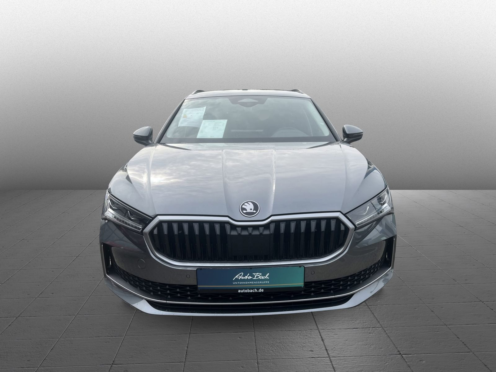 Skoda Superb Combi Selection 2,0 TDI DSG ACC LED Navi