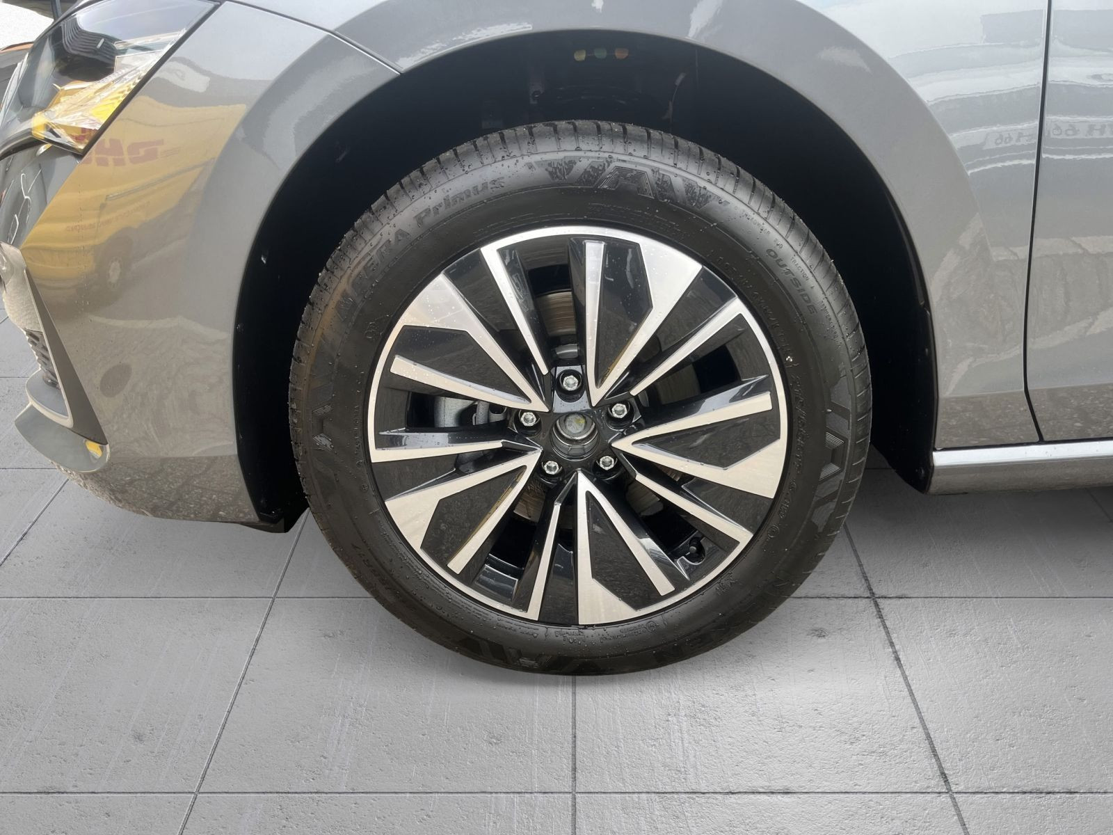 Skoda Superb Combi Selection 2,0 TDI DSG ACC LED Navi