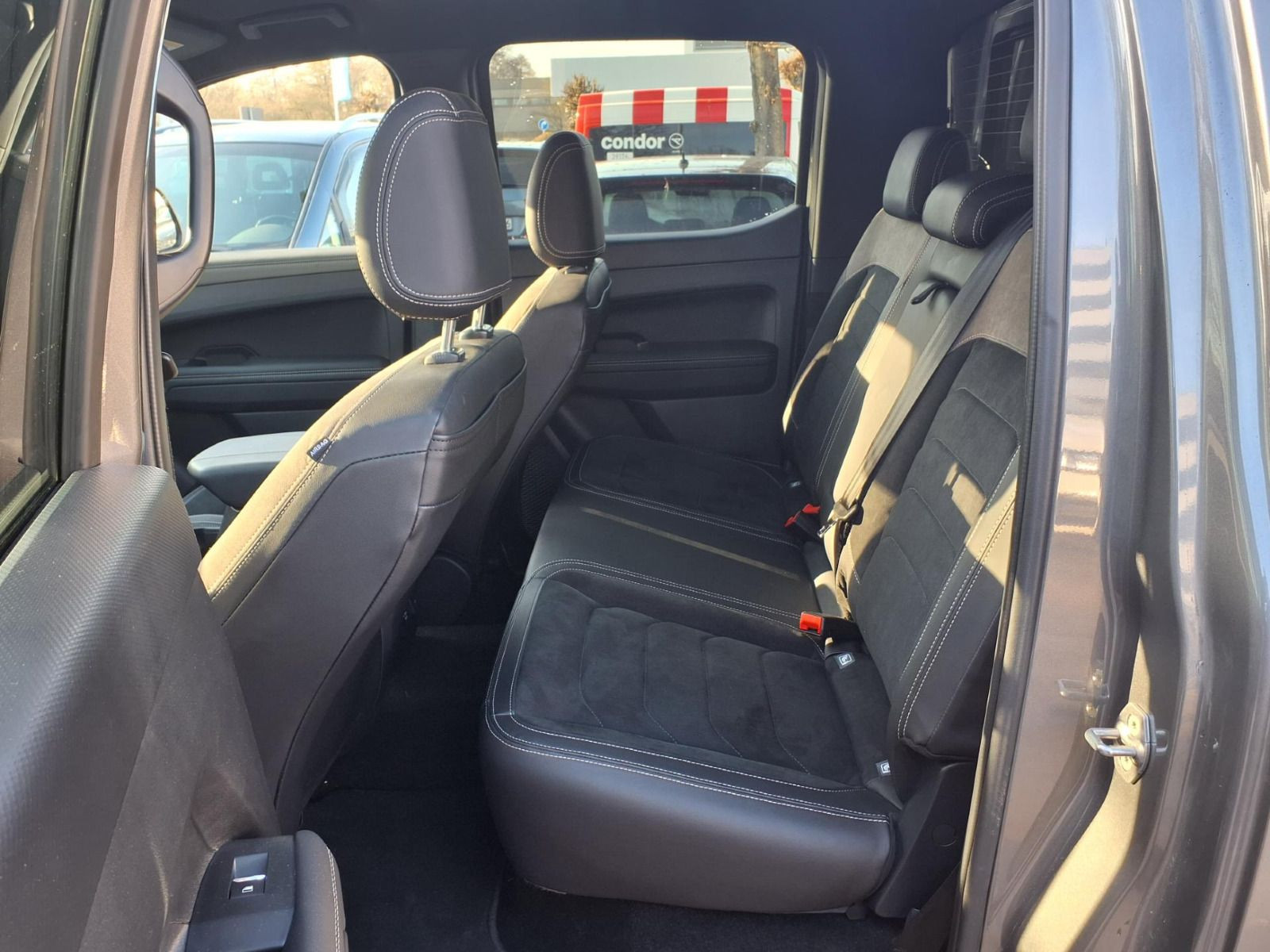 Volkswagen Amarok 2.0 TDI Automatik DoubleCab Style, Navi, LED-Matrix, AHK, Rückfahrkamera