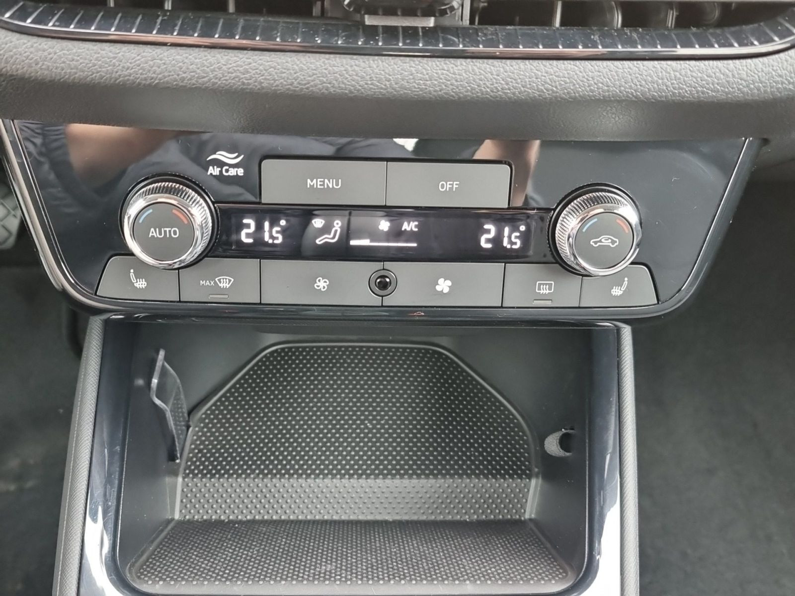 Skoda Fabia Tour 1.0 MPI 80 PS 59kW 5-Gang LED RFK