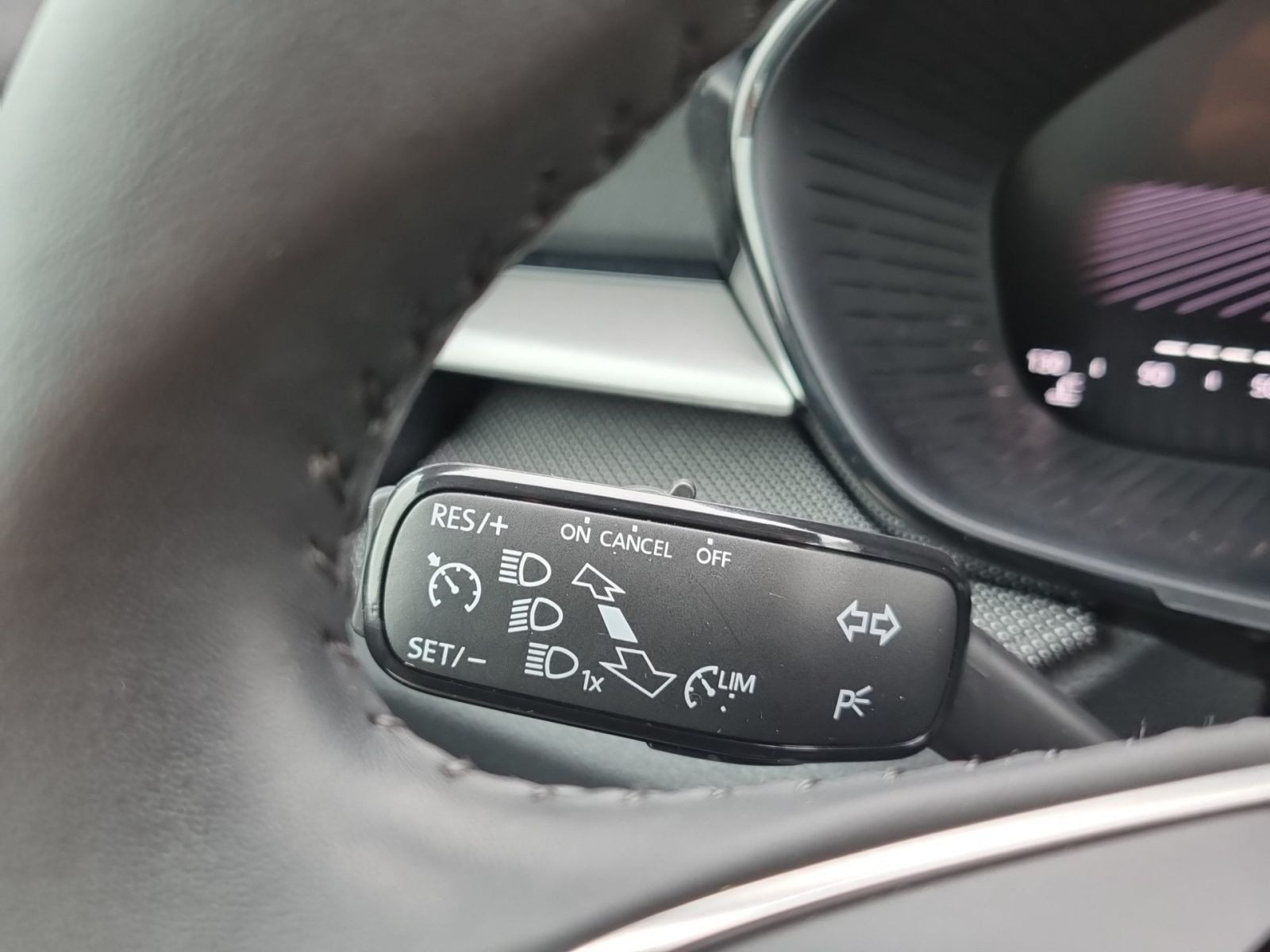 Skoda Fabia Tour 1.0 MPI 80 PS 59kW 5-Gang LED RFK