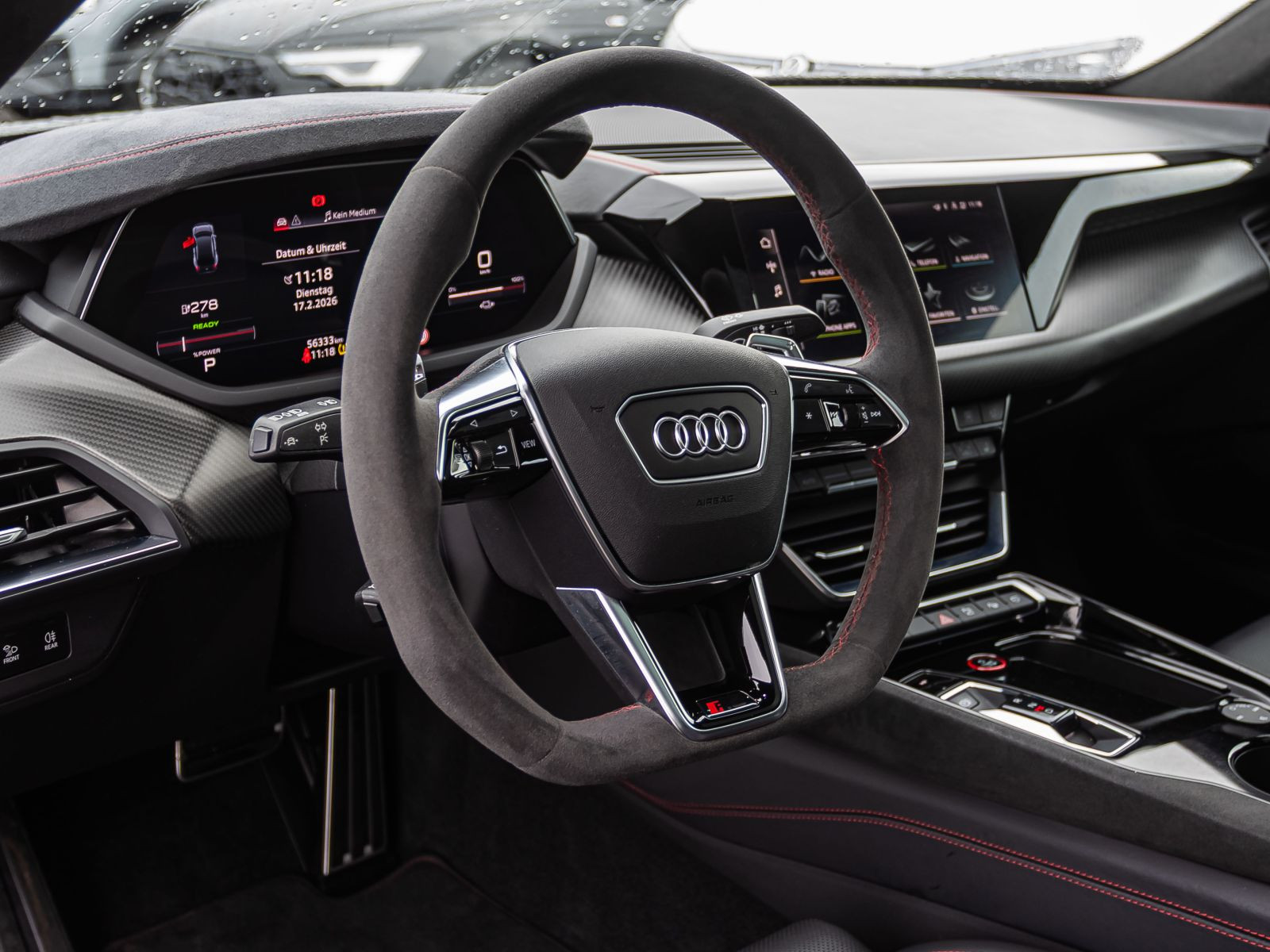 Audi RS e-tron GT Navi HuD Panorama Luftfederung ACC