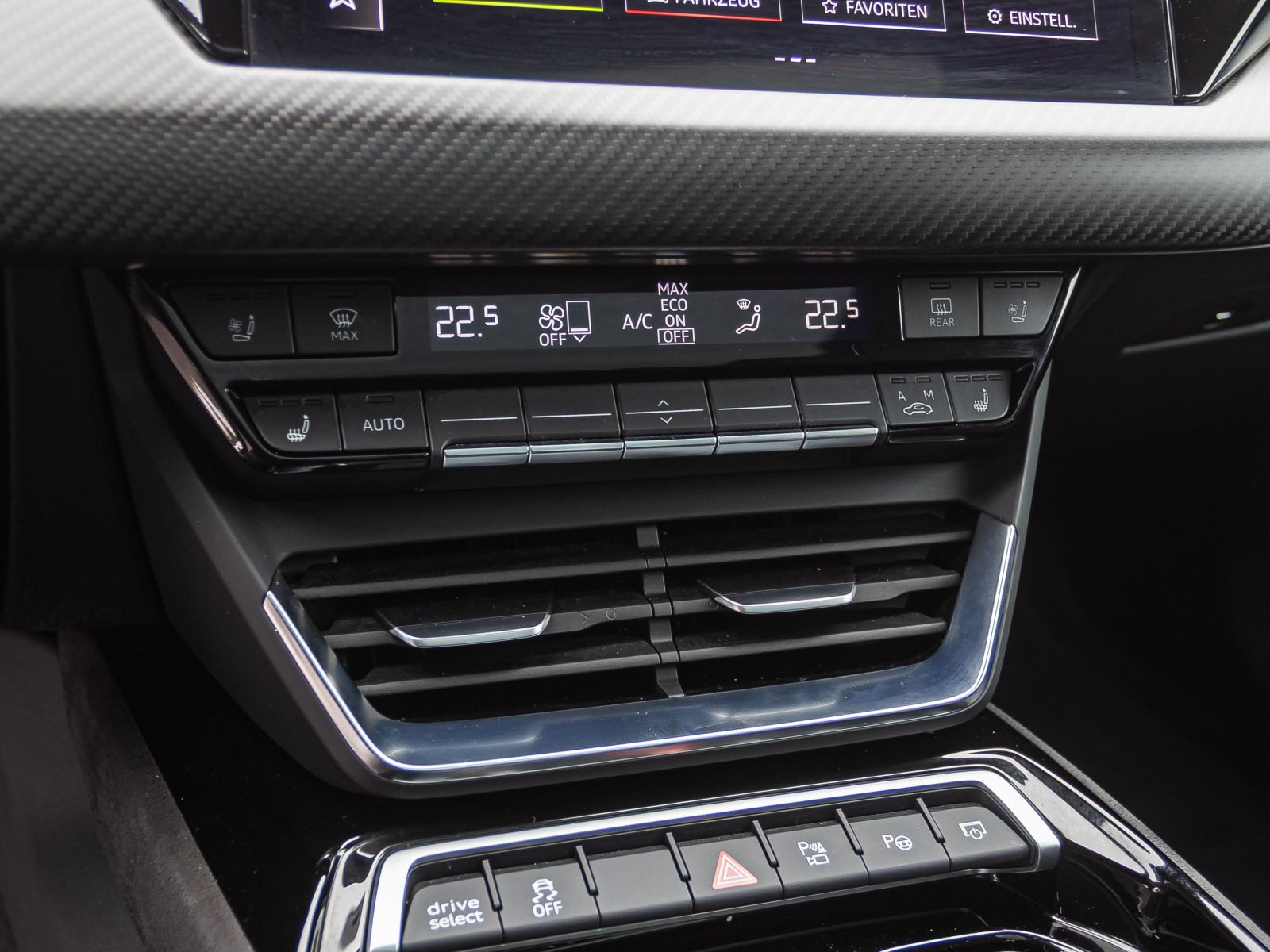 Audi RS e-tron GT Navi HuD Panorama Luftfederung ACC