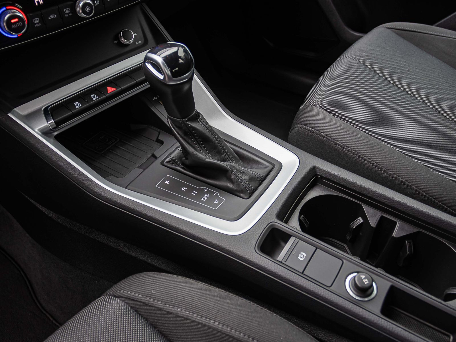 Audi Q3 35TDI Stronic Navi LED virtual GRA EPH DAB