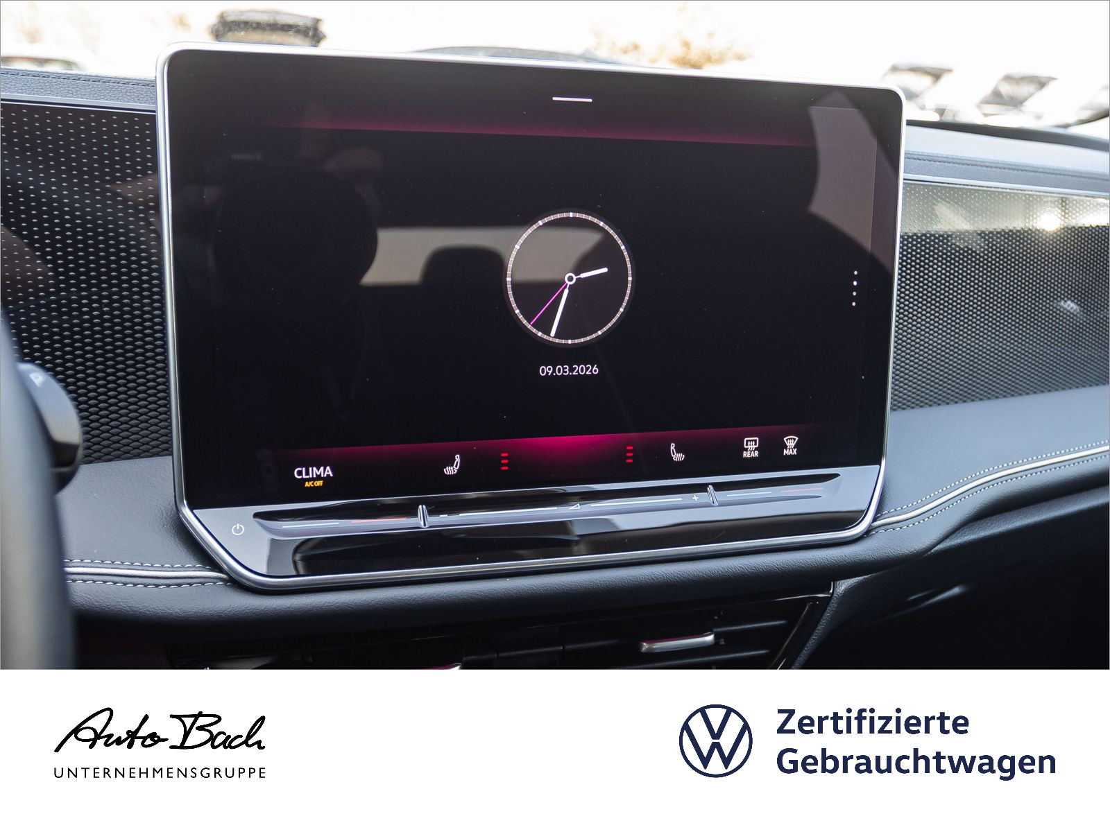 Volkswagen Passat Variant Business 1.5 eTSI DSG Navi LED ACC AHK