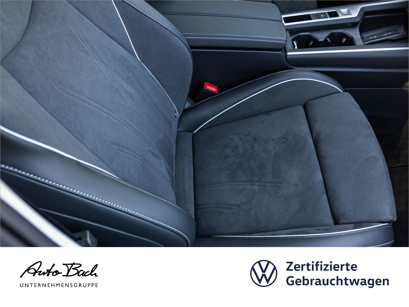 Volkswagen Passat Variant Business 1.5 eTSI DSG Navi LED ACC AHK