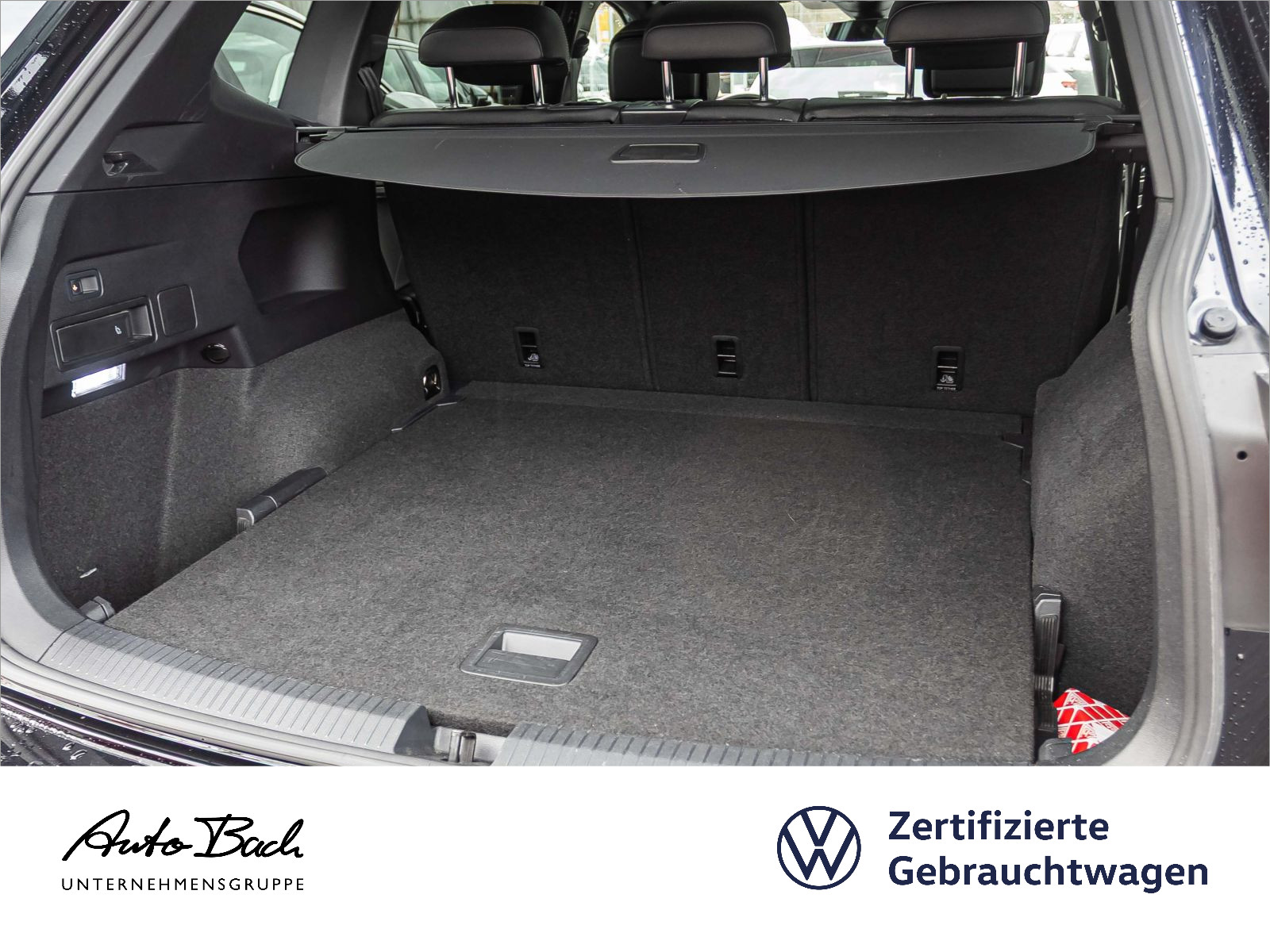 Volkswagen Tiguan Allspace 2.0 TDI DSG R-Line Black Style, AHK, Soundsystem, Navi, LED-Matrix, Leder, Panoramadach
