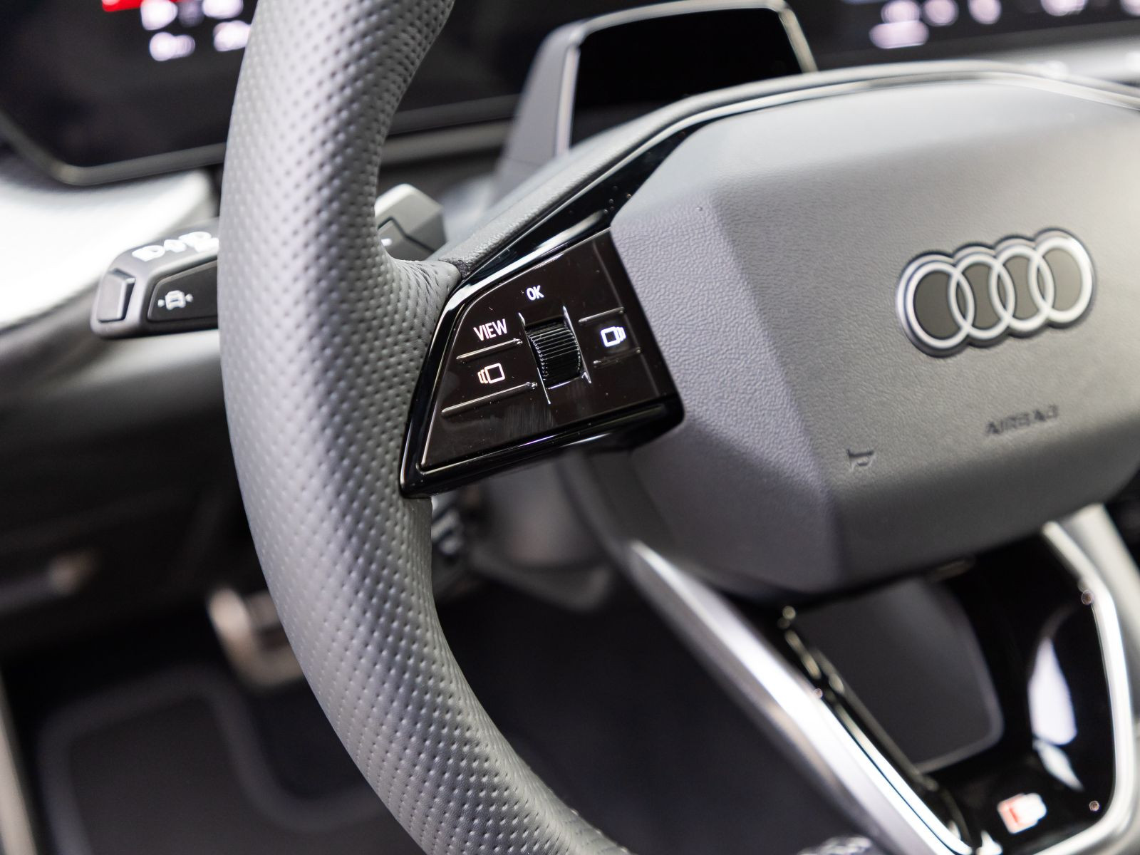 Audi Q5 S line  Sportback e-hybrid qu. 270kW Tech-Plus 21" AHK
