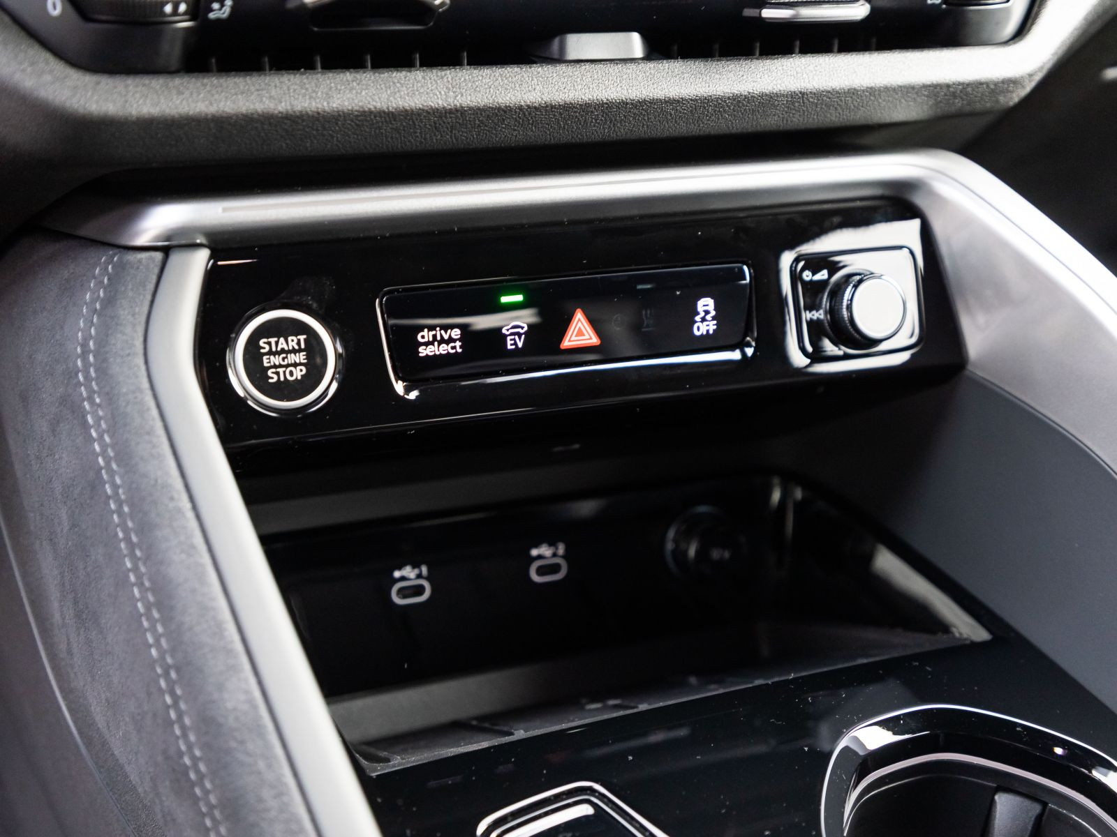 Audi Q5 S line  Sportback e-hybrid qu. 270kW Tech-Plus 21" AHK